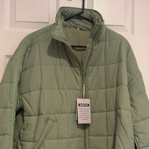 Green Quilted Jacket - Picture 4 of 11